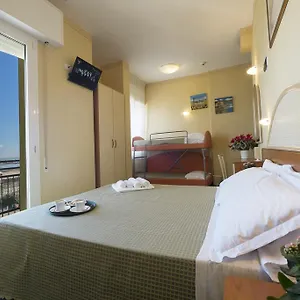 Crosal Hotel Rímini